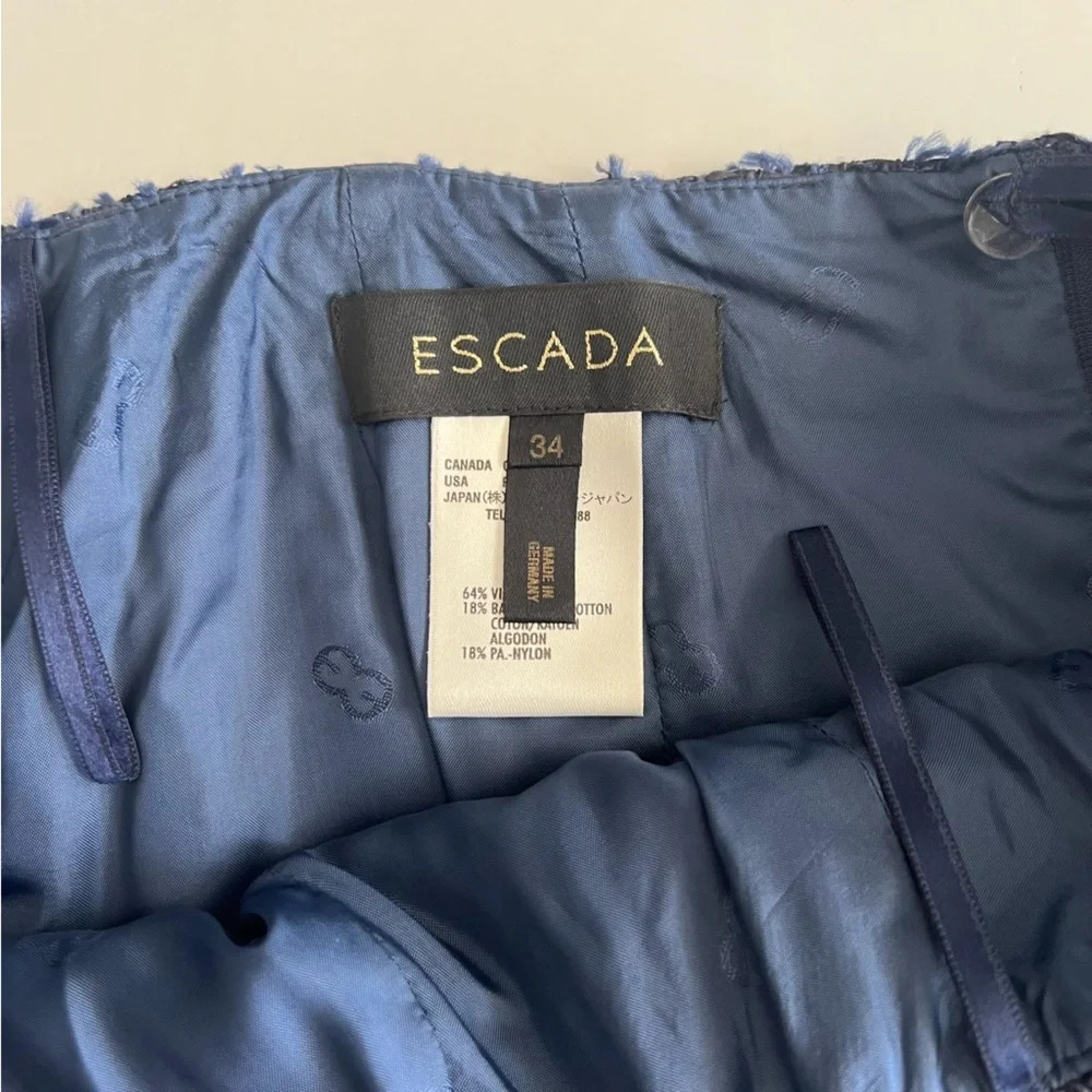 Escada pencil skirt with flared hem. Blue tweed. - Picture 4 of 9